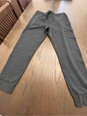 Men's black  Friday joggers by public rec size 34/32